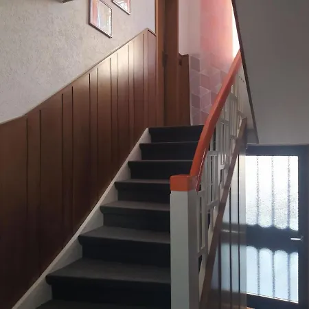 Gemutlich Und Praktisch Eingerichtete Ferienwohnung *