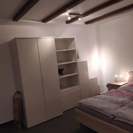Apartment Gemutlich Und Praktisch Eingerichtete Ferienwohnung Oberhausen (North Rhine-Westphalia)