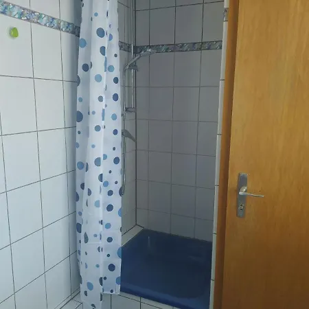 Gemutlich Und Praktisch Eingerichtete Ferienwohnung Oberhausen (North Rhine-Westphalia)