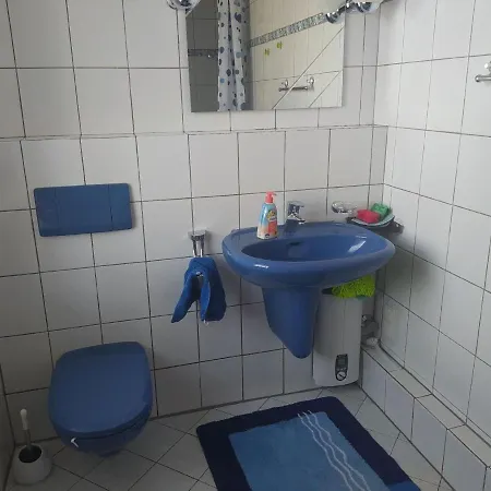 Apartment Gemutlich Und Praktisch Eingerichtete Ferienwohnung
