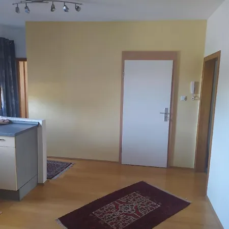 Apartment Gemutlich Und Praktisch Eingerichtete Ferienwohnung