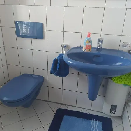 Gemutlich Und Praktisch Eingerichtete Ferienwohnung *
